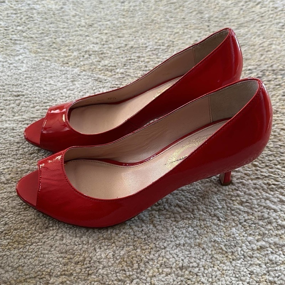Elie Tahari Pantent Leather Peep Toe Heels - Picture 2 of 2